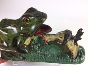JE Stevens Frog cast iron toy Bank