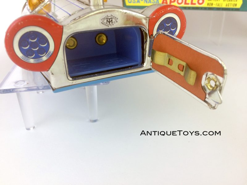 Modern Toys USA Apollo Tin Spaceship (MT) <FONT COLOR="ff000 ">*SOLD*</font> - Image 3