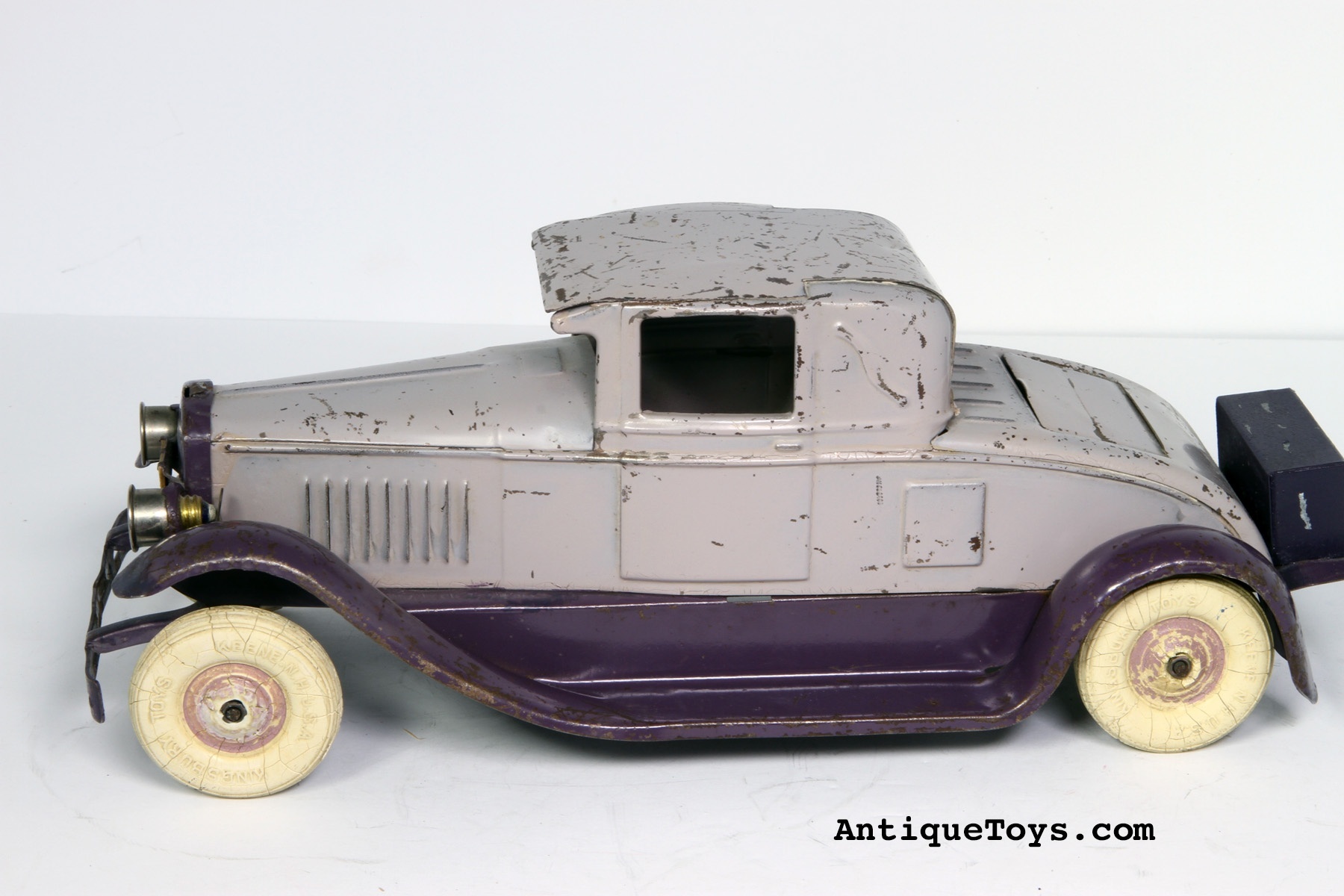Kingsbury Pressed Steel Car with Music Box for Sale *SOLD
