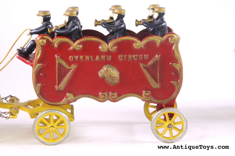 Kenton Overland Circus Wagon Cast Iron Toy <FONT COLOR="ff000 ">*SOLD*</font> - Image 4