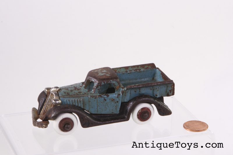 Hudson Terraplane Hubley Cast Iron <FONT COLOR="ff000 ">*SOLD*</font>