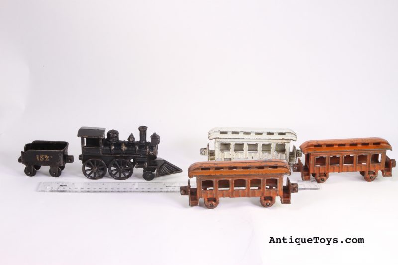 Dent Cast Iron Train #152 circa 1900-1905 <FONT COLOR="ff000 ">*SOLD*</font> - Image 3
