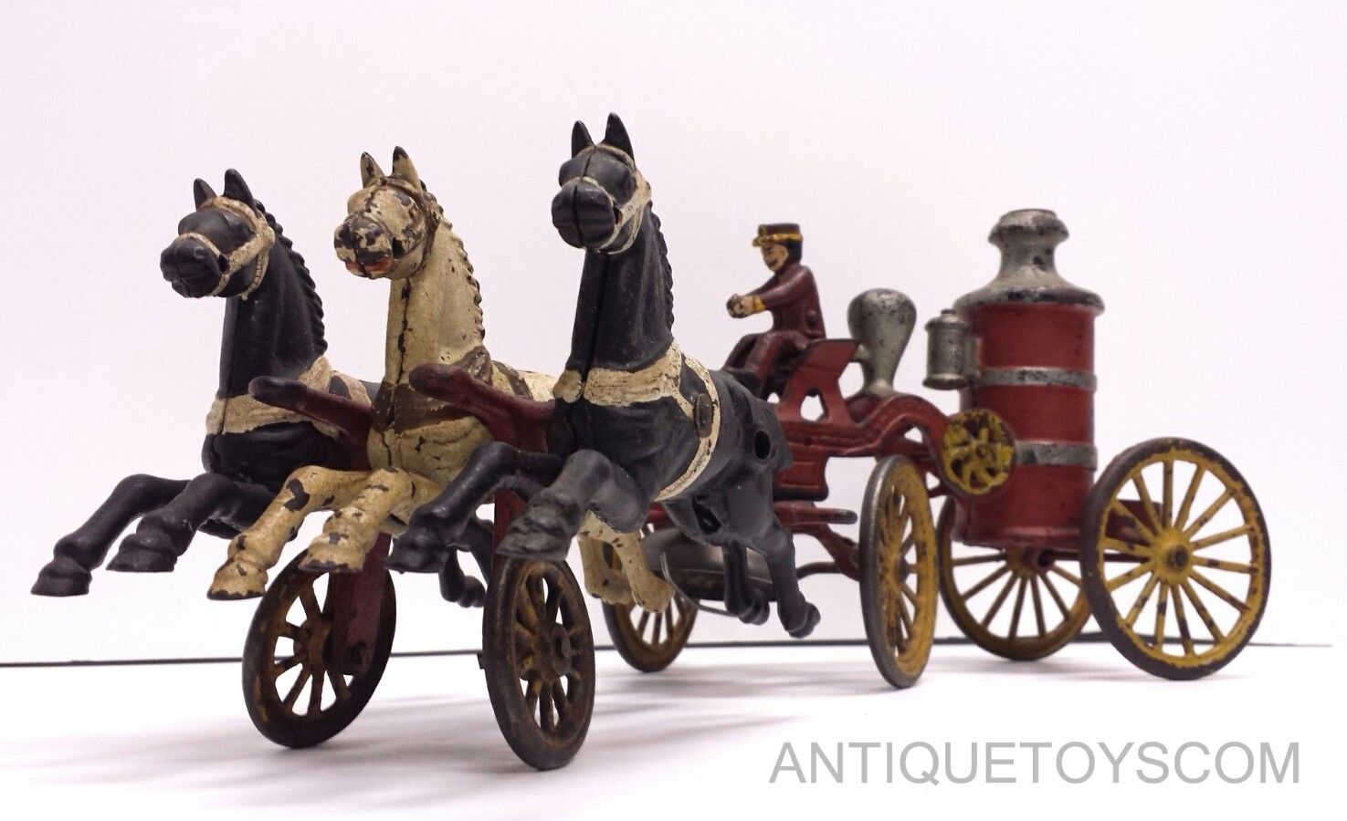 Hubley Fire Pumper Pull Toy <FONT COLOR="ff000 ">*SOLD*</font>