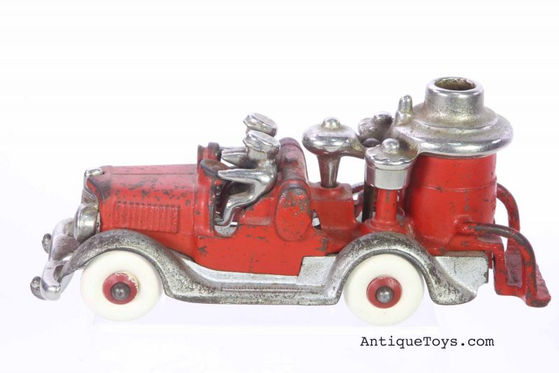 Hubley Cast Iron Fire Pumper Truck <FONT COLOR="ff000 ">*SOLD*</font> - Image 3