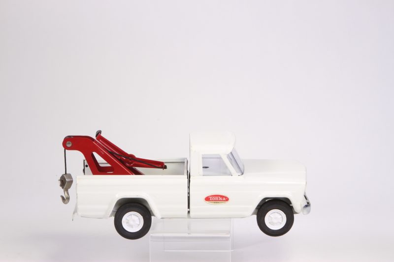 Tonka Tow Truck <FONT COLOR="ff000 ">*SOLD*</font> - Image 2