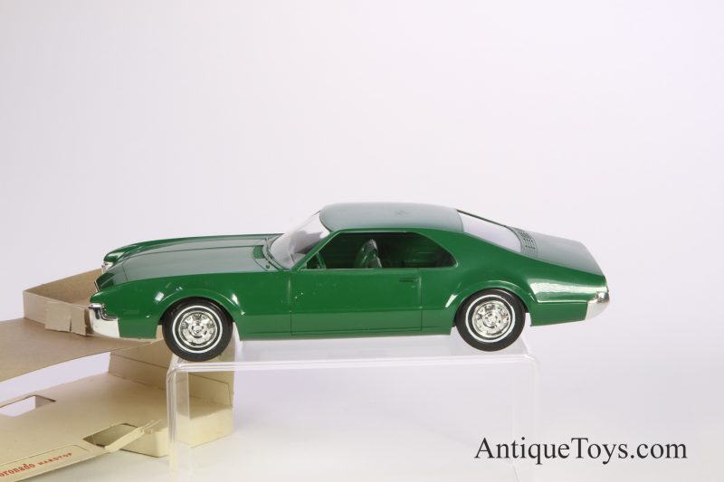 Promotional AMT  Car Toy - Toronado <FONT COLOR="ff000 ">*SOLD*</font> - Image 4