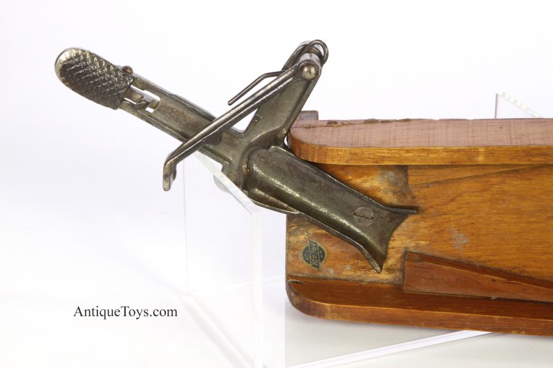 Arcade Game of Rifle Range Cast Iron & Wood <FONT COLOR="ff000 ">*SOLD*</font> - Image 3