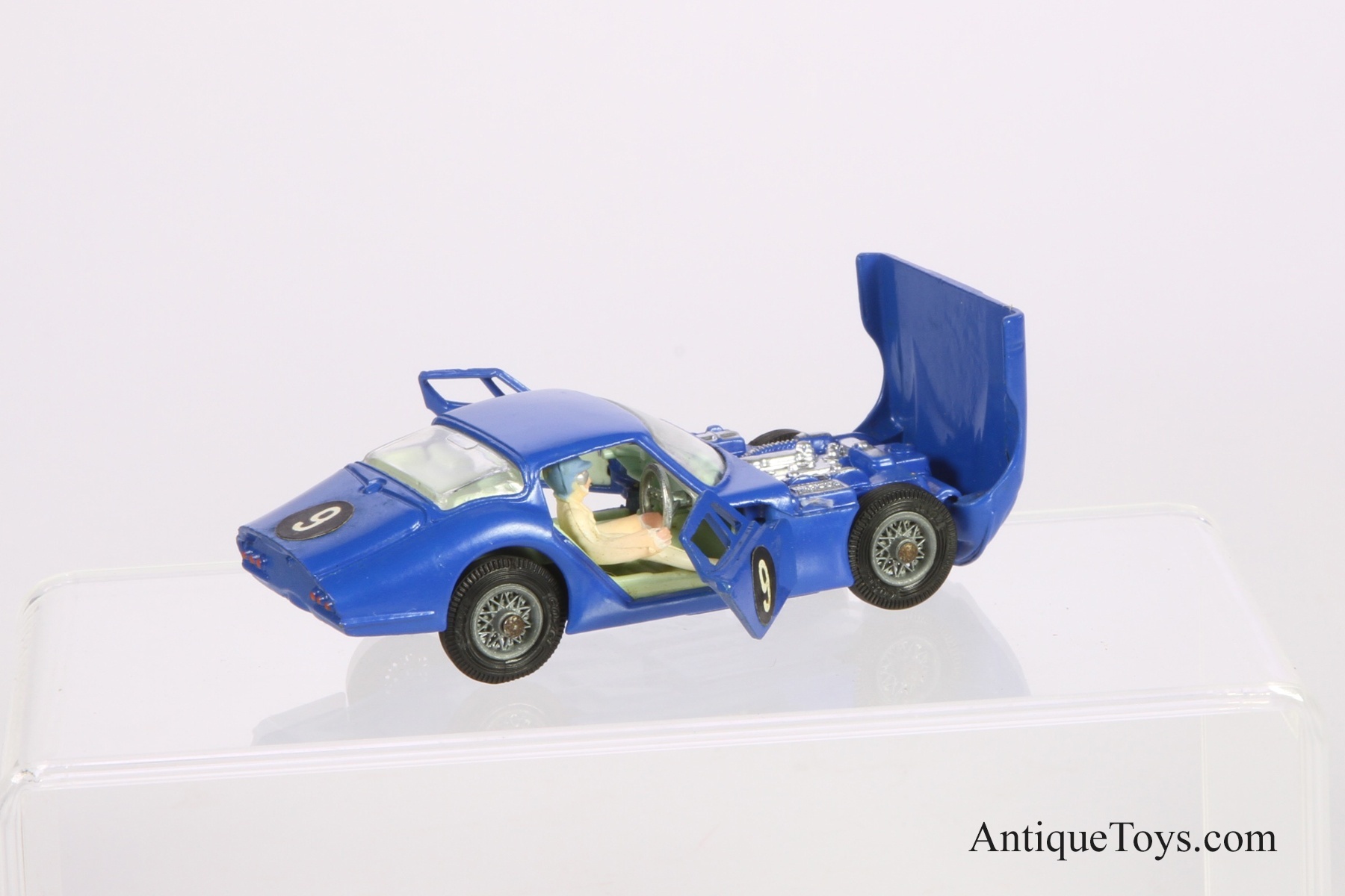 Corgi diecast car marcos gt 1800 324 sold antique toys for sale