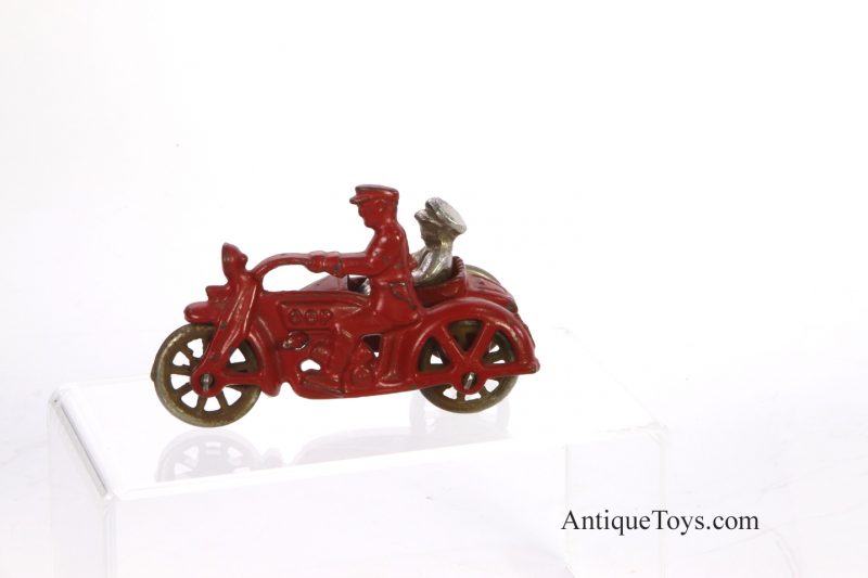 Hubley COP Motorcycle-Midget no 376 with Sidecar <FONT COLOR="ff000 ">*SOLD*</font> - Image 3