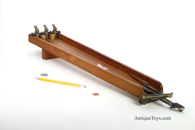 Arcade Game of Rifle Range Cast Iron & Wood <FONT COLOR="ff000 ">*SOLD*</font> - Image 6