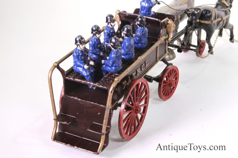 Shimer Police Patrol Cast Iron Wagon <FONT COLOR="ff000 ">*SOLD*</font> - Image 4