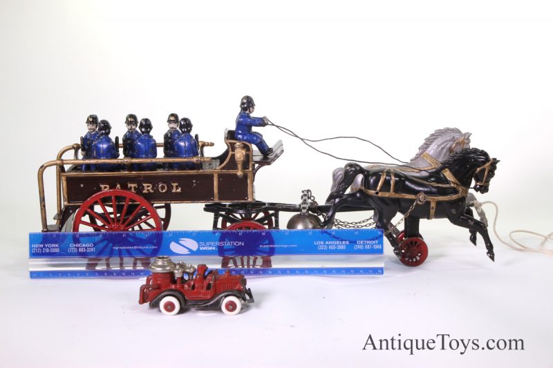 Shimer Police Patrol Cast Iron Wagon <FONT COLOR="ff000 ">*SOLD*</font> - Image 12