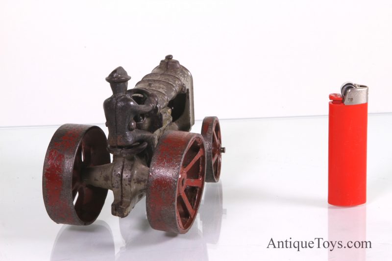 Arcade Fordson Tractor Cast Iron <FONT COLOR="ff000 ">*SOLD*</font> - Image 4