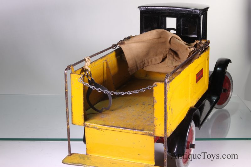 Buddy L Ice Truck Pressed Steel Toy <FONT COLOR="ff000 ">*SOLD*</font> - Image 7