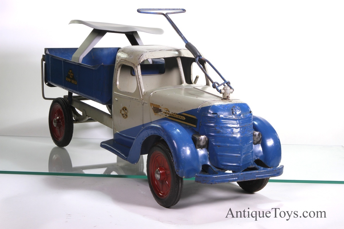 toy dump truck ride on