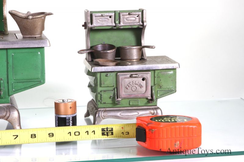 Kenton Stove "Favorite" Large and Small Cast Iron <FONT COLOR="ff000 ">*SOLD*</font> - Image 5