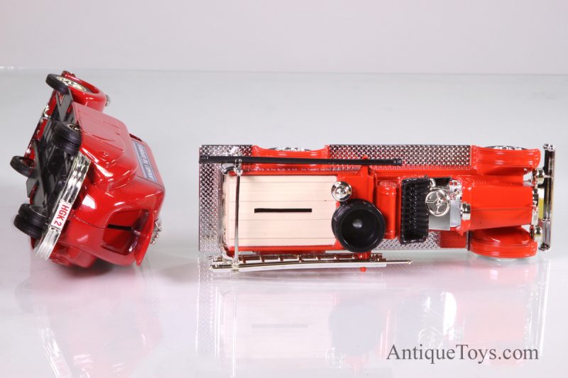 Ertl Diecast Oil Truck and Fire Truck <FONT COLOR="ff000 ">*SOLD*</font> - Image 3