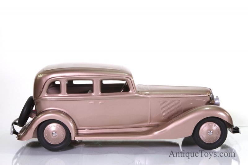 Cor-Cor Graham Sedan Pressed Steel Store Display <FONT COLOR="ff000 ">*SOLD*</font> - Image 5