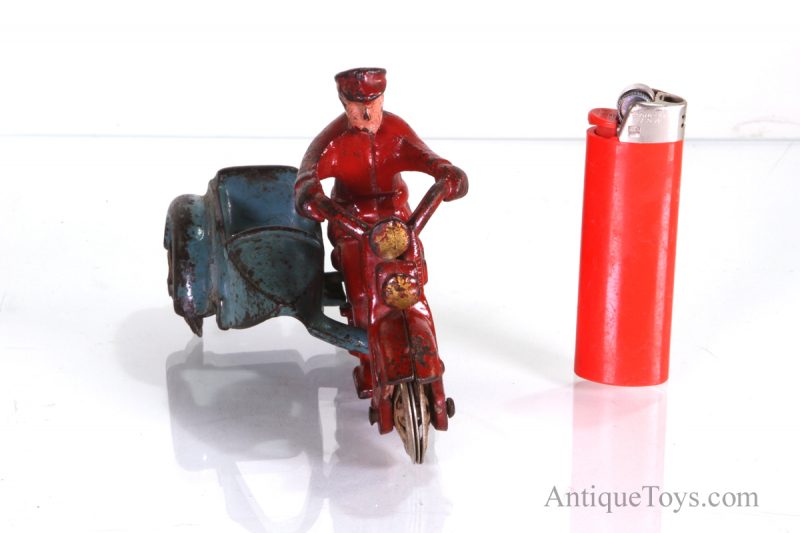 Hubley Cast Iron Motorcycle for sale with Sidecar <FONT COLOR="ff000 ">*SOLD*</font> - Image 4