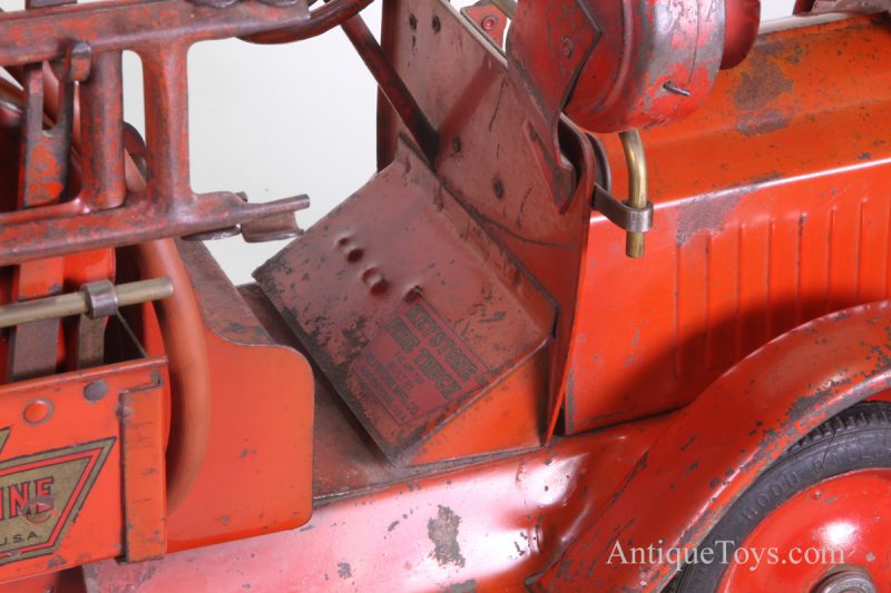Keystone Packard Chemical Pump Fire Truck <FONT COLOR="ff000 ">*SOLD*</font> - Image 6