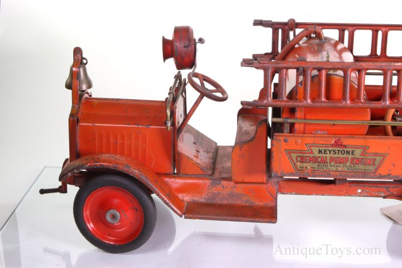 Keystone Packard Chemical Pump Fire Truck <FONT COLOR="ff000 ">*SOLD*</font> - Image 8
