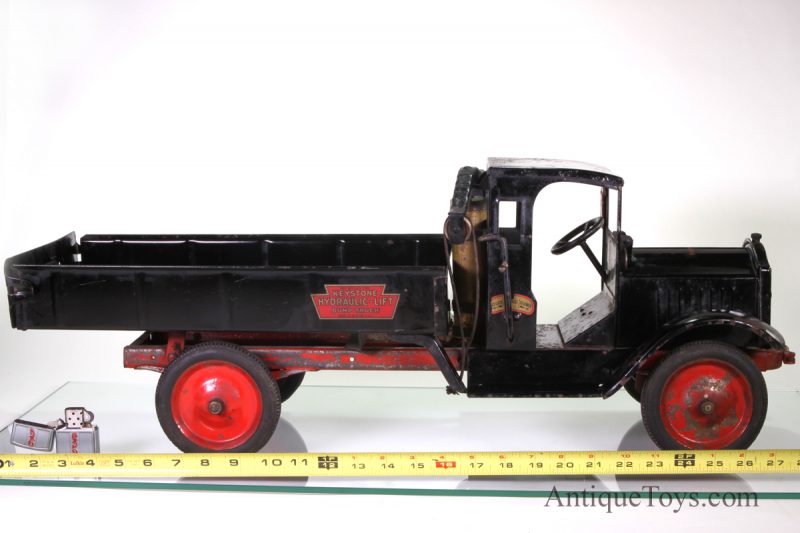 Keystone Hydraulic Lift Dump Truck <FONT COLOR="ff000 ">*SOLD*</font>