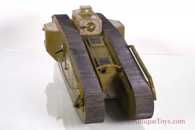 WWI Mark VIII Tank Model from Michigan Tank Arsenal <FONT COLOR="ff000 ">*SOLD TO MUSEUM COLLECTION*</font> - Image 5