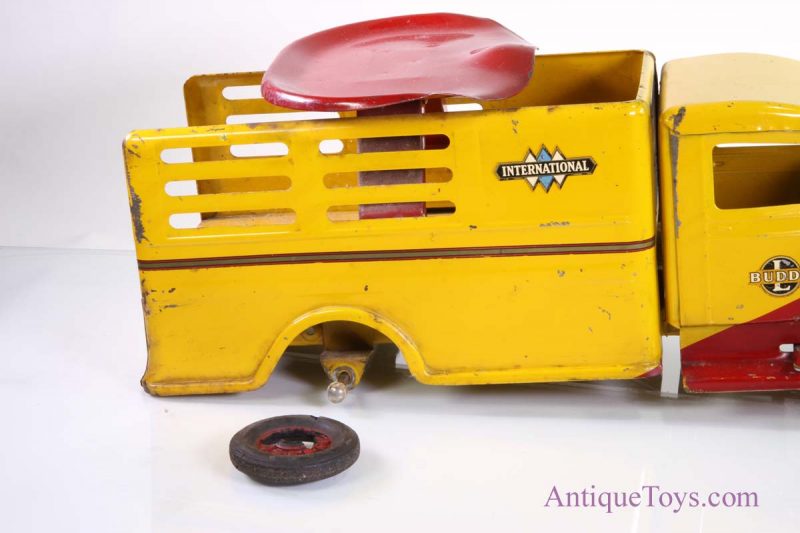 Buddy-L International Rider Delivery Truck <FONT COLOR="ff000 ">*SOLD*</font> - Image 2