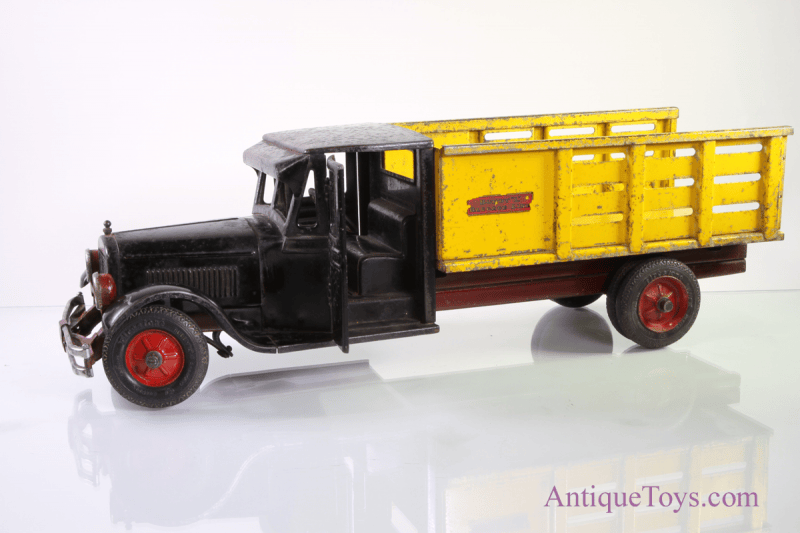 Buddy L Jr Stake Baggage Truck <FONT COLOR="ff000 ">*SOLD*</font>