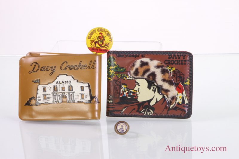 Davy Crockett Ring, Wallets, and Badge <FONT COLOR="ff000 ">*SOLD*</font>
