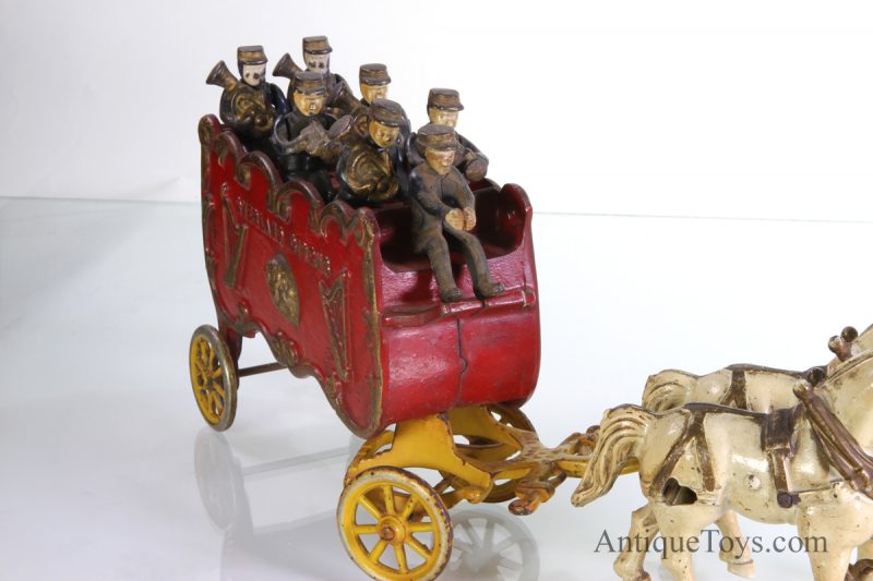 Hubley Overland Band Wagon and Horses <FONT COLOR="ff000 ">*SOLD*</font> - Image 4