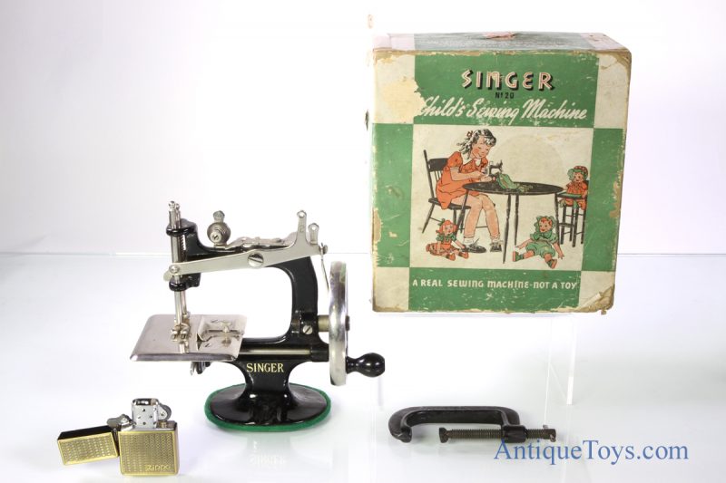 Kids Singer Sewing Machine with Box <FONT COLOR="ff000 ">*SOLD*</font> - Image 5