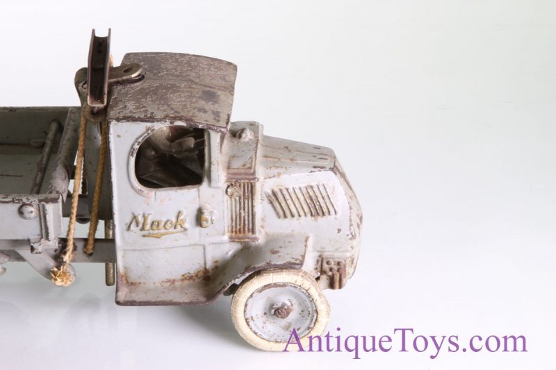 Arcade Mac Dump Truck in Original Condition <FONT COLOR="ff000 ">*SOLD*</font> - Image 9