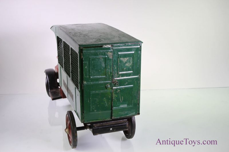 Steelcraft Mac Railway Express Pressed Steel Truck *SOLD* - Image 10
