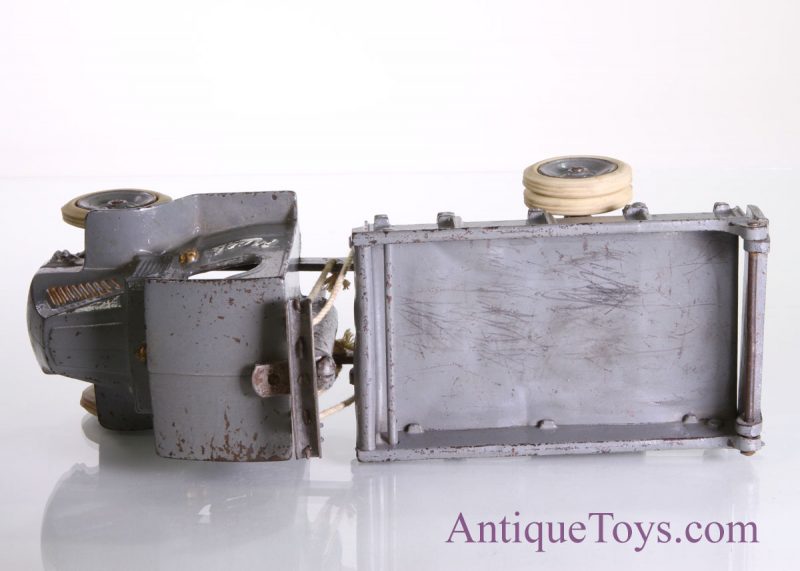 Arcade Toys Cast Iron Mac Truck <FONT COLOR="ff000 ">*SOLD*</font> - Image 9