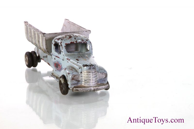 Arcade Cast Iron International Dump Truck, Prewar for Sale <FONT COLOR="ff000 ">*SOLD*</font> - Image 9