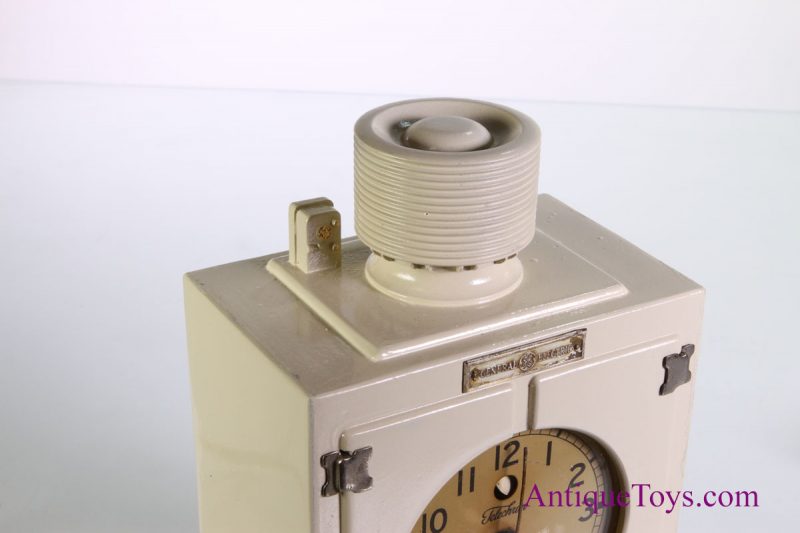 GE Clock by Hubley Toys <FONT COLOR="ff000 ">*SOLD*</font>