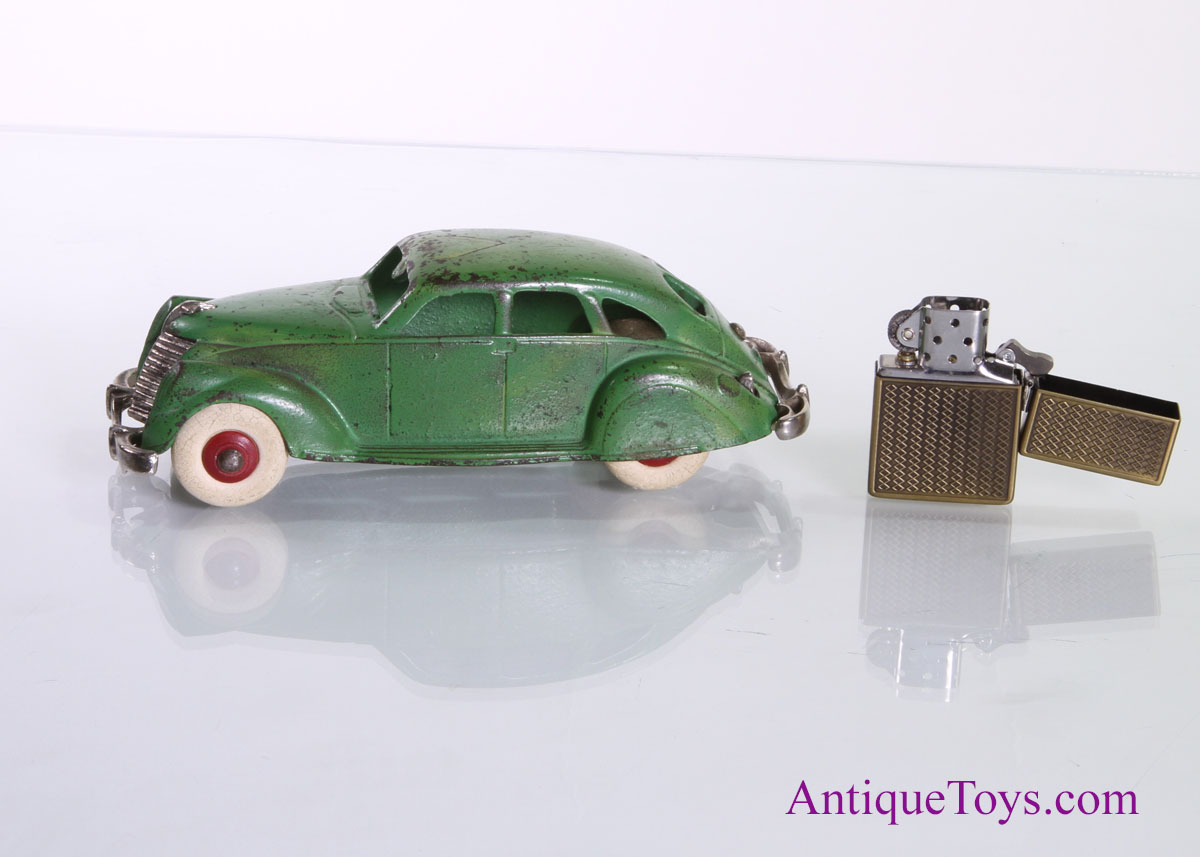 hubley cast iron model cars