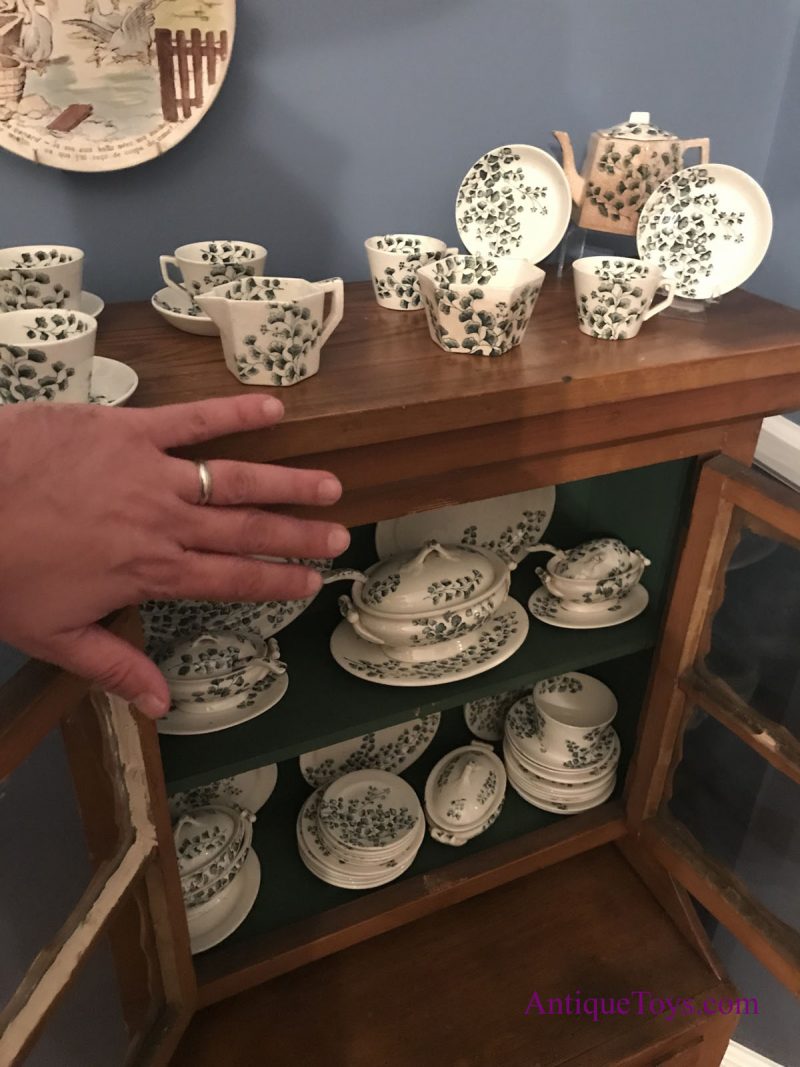 Ridgeway Kids Porcelain Dishes from England <FONT COLOR="ff000 ">*SOLD*</font> - Image 2