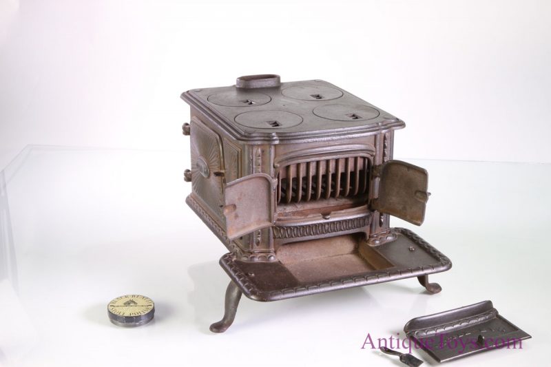 Stove Salesman Sample Stove or XL Child's Stove <FONT COLOR="ff000 ">*SOLD*</font>