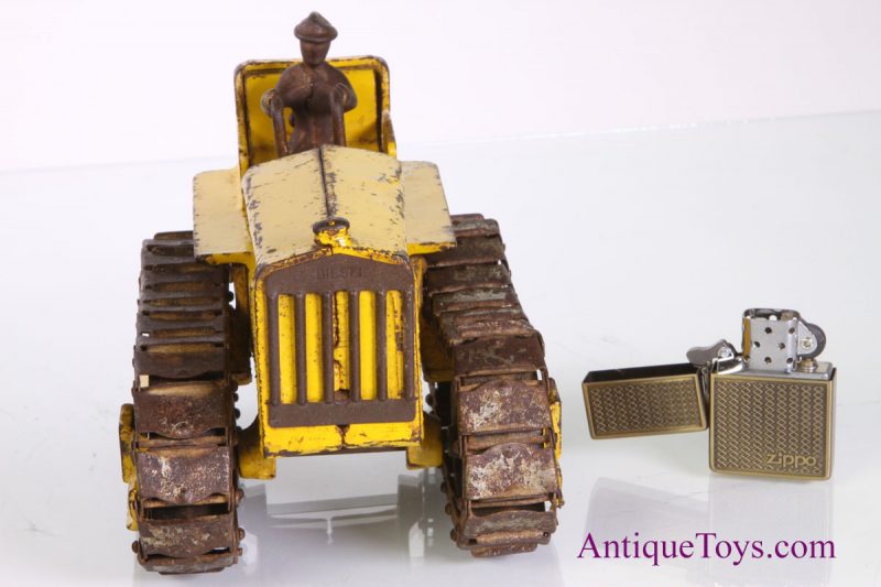 Arcade Cast Iron Caterpillar Diesel Tractor Toy with Tracks <FONT COLOR="ff000 ">*SOLD*</font> - Image 8