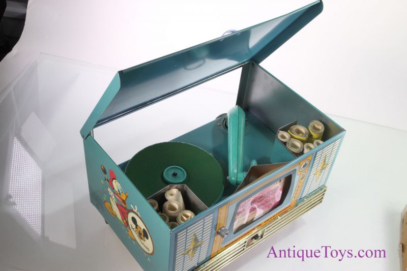 Mouseketeer Storyteller Disney TV Mickey Mouse Record Player <FONT COLOR="ff000 ">*SOLD*</font> - Image 7