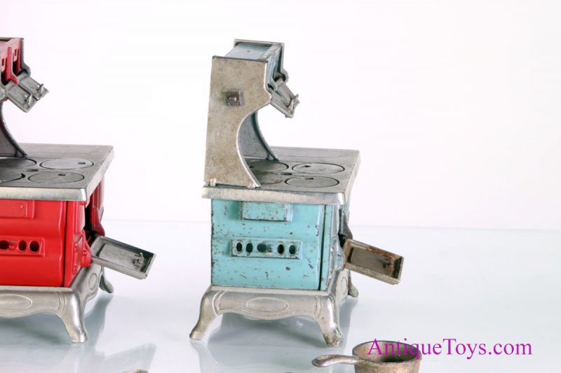 Favorite Range Cast Iron by Kenton Toys <FONT COLOR="ff000 ">*SOLD*</font> - Image 5