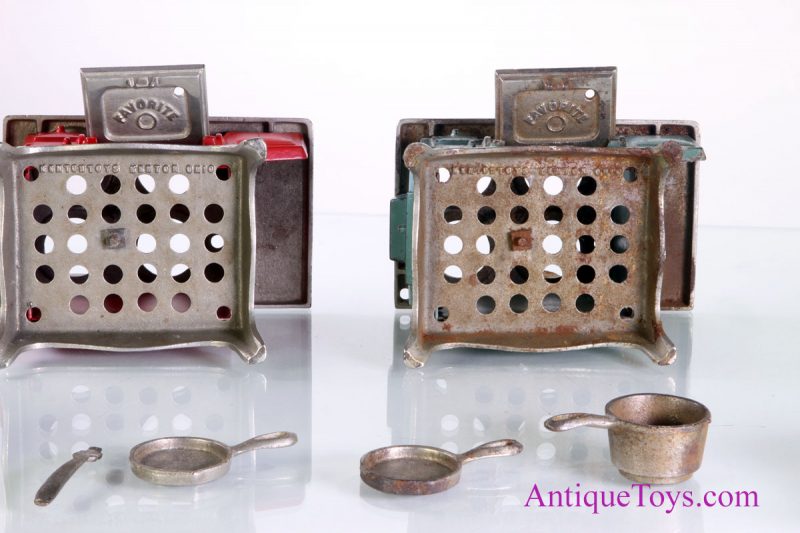 Favorite Range Cast Iron by Kenton Toys <FONT COLOR="ff000 ">*SOLD*</font> - Image 12