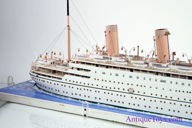 Ship Model Empress of Australia <FONT COLOR="ff000 ">*SOLD*</font> - Image 12