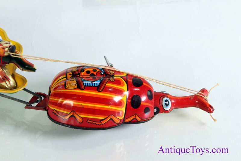 TPS Wagon Fantasy Lady Bug and Leaf Tin with Monkey <FONT COLOR="ff000 ">*SOLD*</font> - Image 3