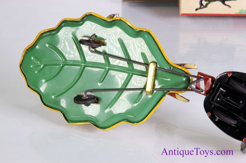 TPS Wagon Fantasy Lady Bug and Leaf Tin with Monkey <FONT COLOR="ff000 ">*SOLD*</font> - Image 8