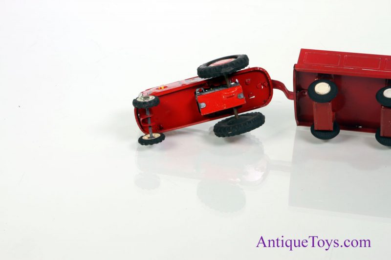 Tin Toy Tractor from Japan <FONT COLOR="ff000 ">*SOLD*</font> - Image 4