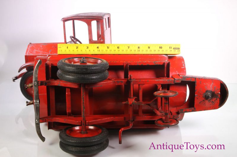 Sturditoy Pressed Steel Oil Tanker for Sale <FONT COLOR="ff000 ">*SOLD*</font> - Image 9