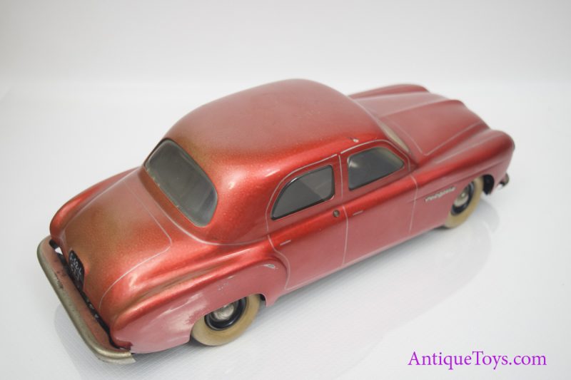 1950s Renault Fregate 5/52E Battery Op Car CIJ <FONT COLOR="ff000 ">*SOLD*</font> - Image 4